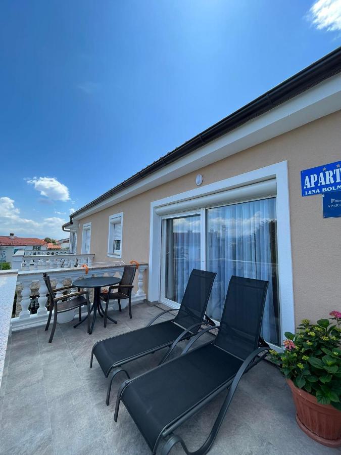 Apartments Ostojic คิร์ก ภายนอก รูปภาพ