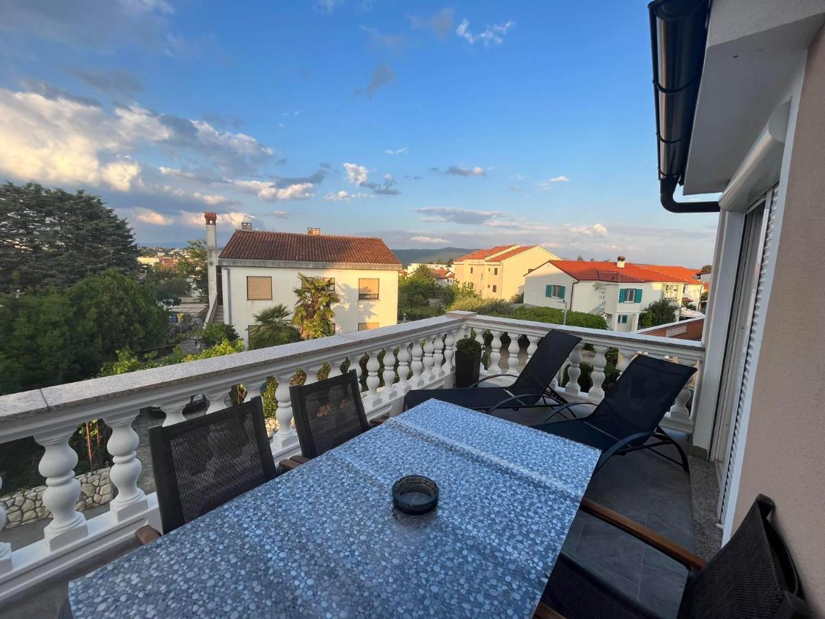 Apartments Ostojic คิร์ก ภายนอก รูปภาพ
