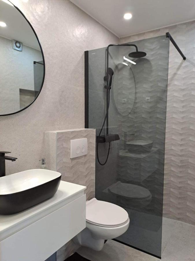 Apartments Ostojic คิร์ก ภายนอก รูปภาพ