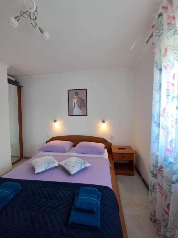Apartments Ostojic คิร์ก ภายนอก รูปภาพ
