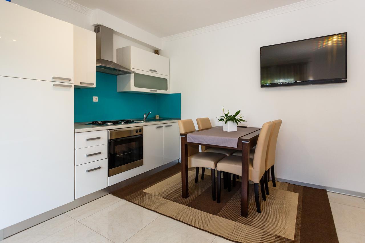 Apartments Ostojic คิร์ก ภายนอก รูปภาพ